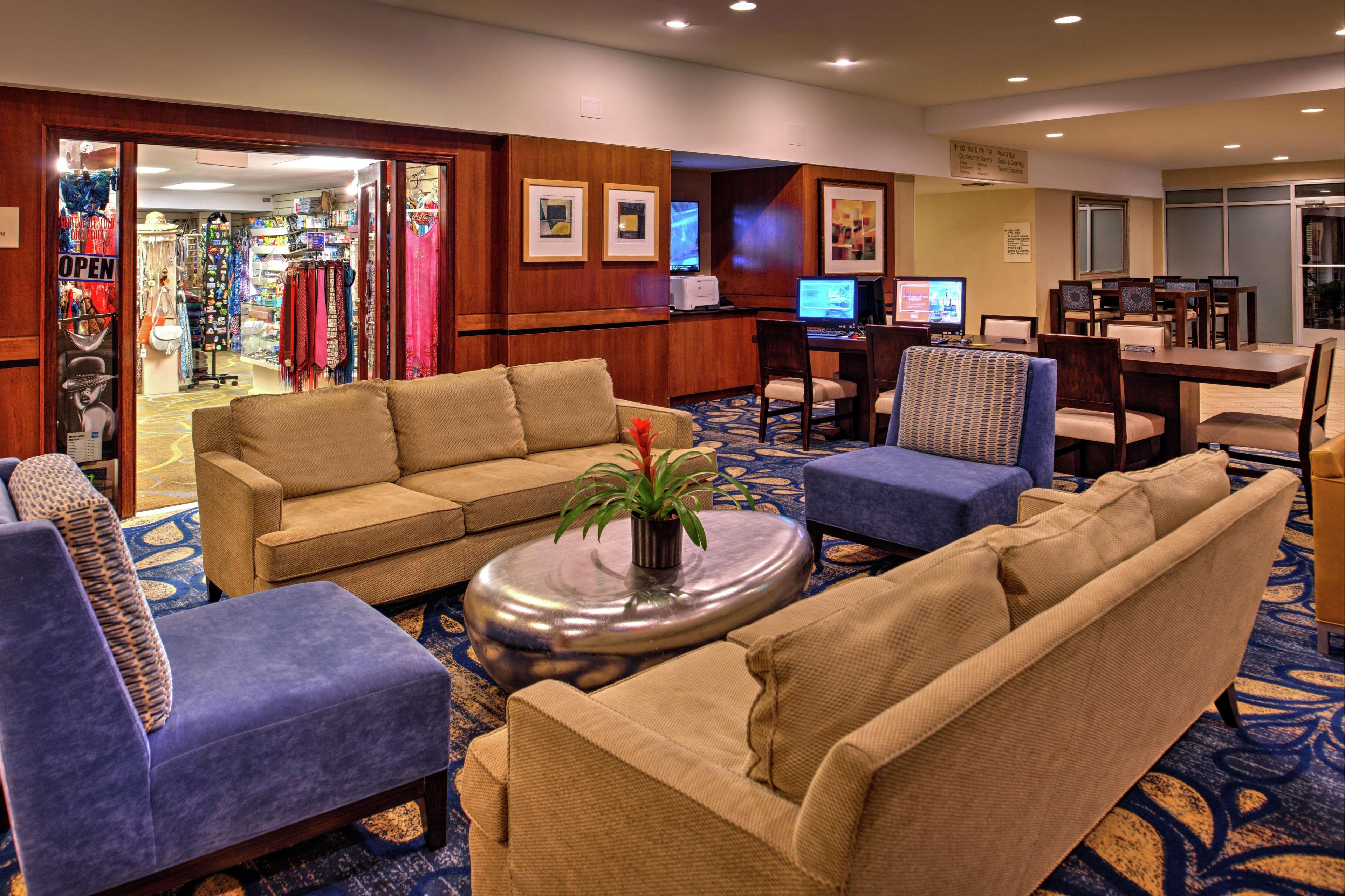 Doubletree By Hilton Hotel Tampa Airport-Westshore Экстерьер фото